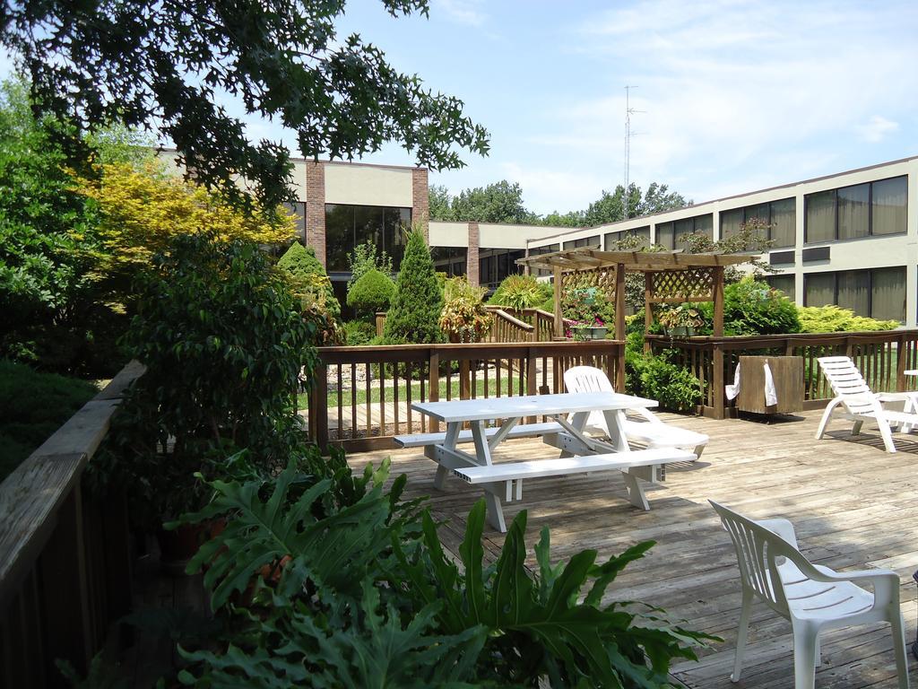 Magnuson Grand Hotel And Conference Center Raymond Buitenkant foto